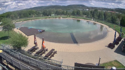 Koupací jezero