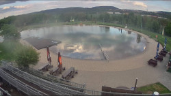 Koupací jezero