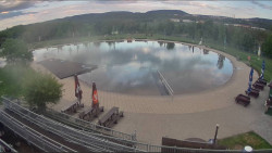 Koupací jezero