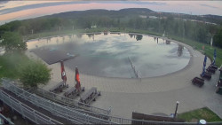 Koupací jezero