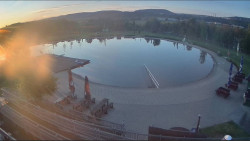 Koupací jezero