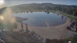 Koupací jezero