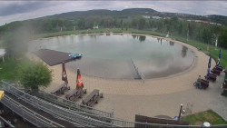 Koupací jezero