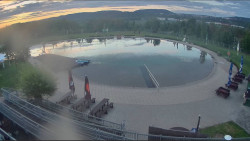 Koupací jezero
