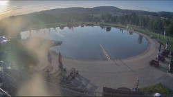 Koupací jezero