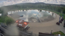Koupací jezero