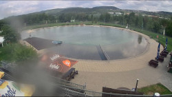 Koupací jezero