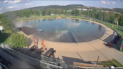 Koupací jezero