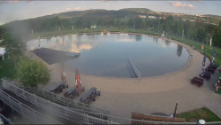 Koupací jezero