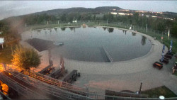 Koupací jezero