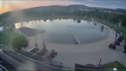 Koupací jezero