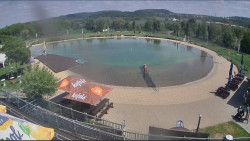 Koupací jezero