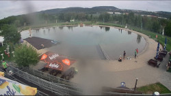 Koupací jezero