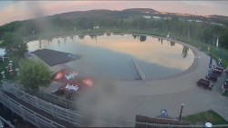 Koupací jezero