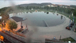 Koupací jezero