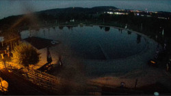 Koupací jezero