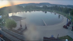 Koupací jezero