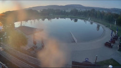 Koupací jezero