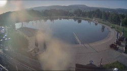 Koupací jezero