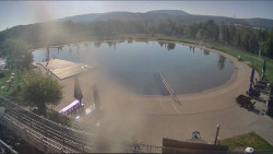 Koupací jezero
