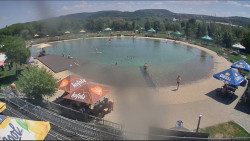 Koupací jezero