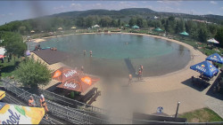Koupací jezero
