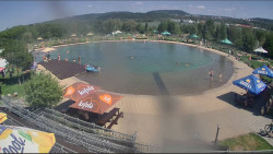 Koupací jezero