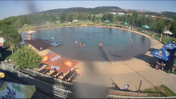 Koupací jezero