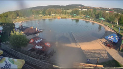 Koupací jezero