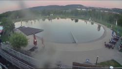 Koupací jezero