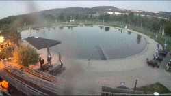 Koupací jezero