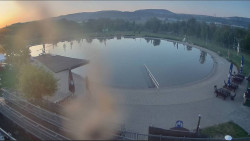 Koupací jezero