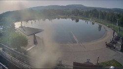 Koupací jezero