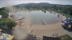 Koupací jezero