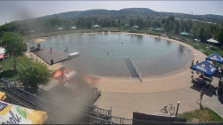 Koupací jezero