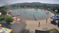 Koupací jezero