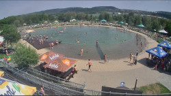Koupací jezero