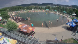 Koupací jezero