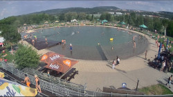Koupací jezero
