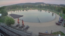 Koupací jezero