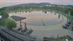 Koupací jezero