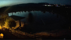 Koupací jezero