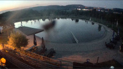 Koupací jezero