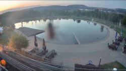 Koupací jezero