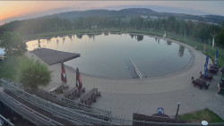 Koupací jezero
