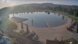 Koupací jezero