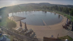 Koupací jezero