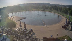 Koupací jezero