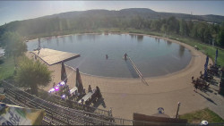 Koupací jezero