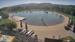 Koupací jezero